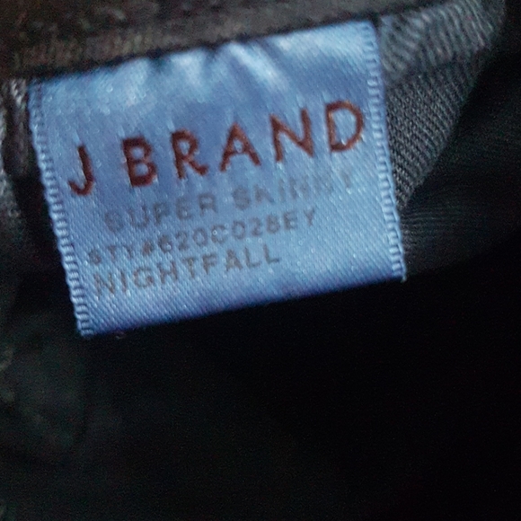 Unique hole punch detailed skinny - Picture 6 of 6